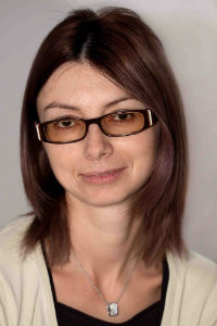 Dr. Adina Dobritoiu - Medic Specialist Dermato-venerologie ne vorbeste despre caderea parului